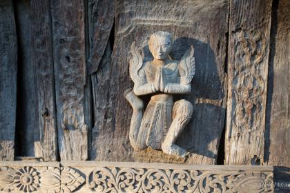 Détail du monastère en tek Shwenandaw.