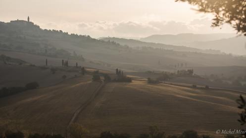 Avant le petit déjeuner, un petit tour dans la campagne Toscane.